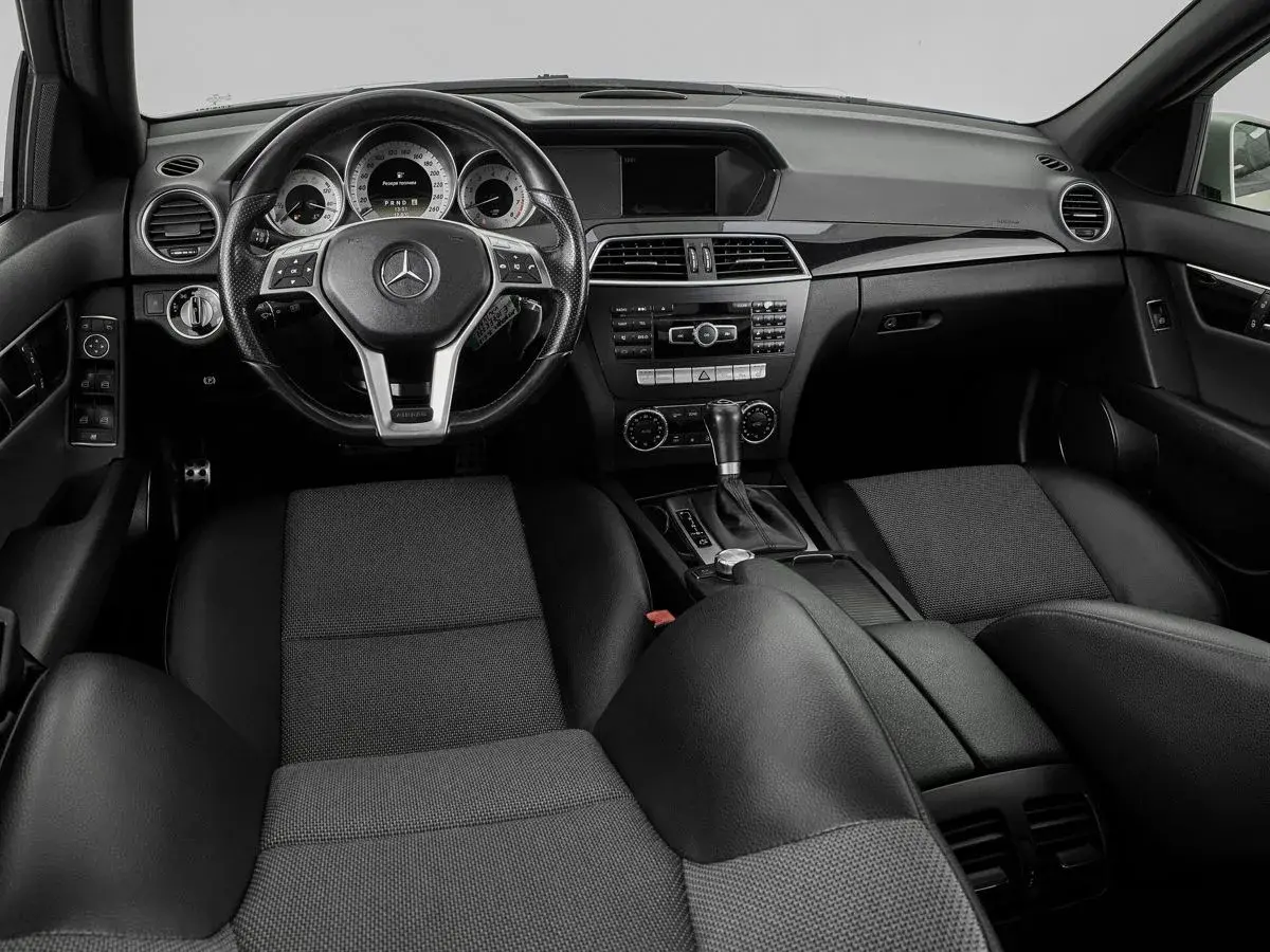 Mercedes benz C-Класс