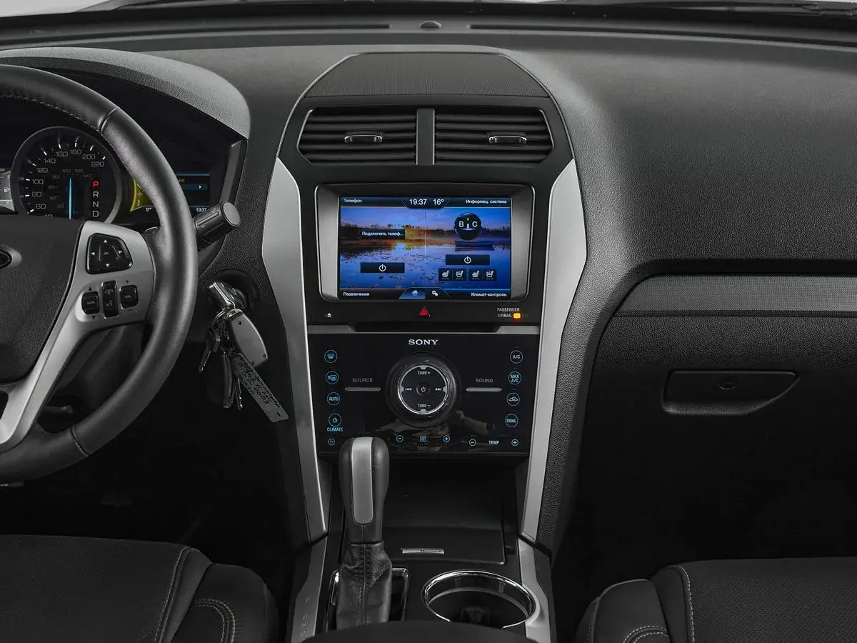 Ford Explorer
