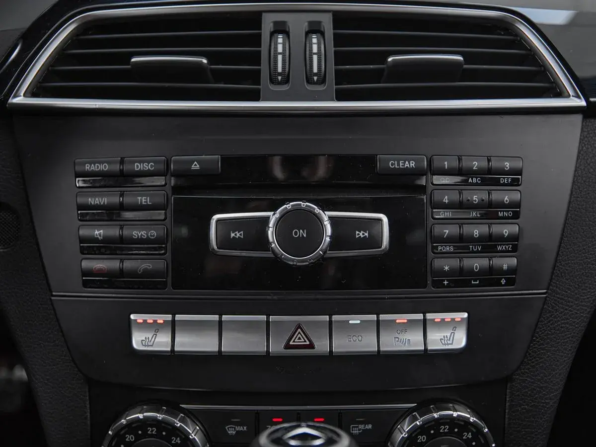 Mercedes benz C-Класс
