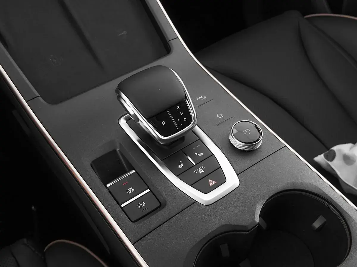 Omoda C5