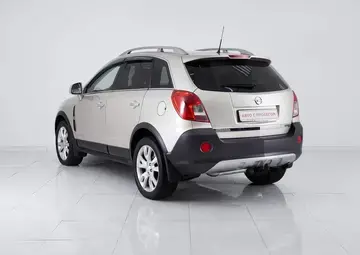Opel Antara Вид 4