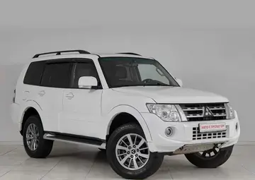 Mitsubishi Pajero Вид 3