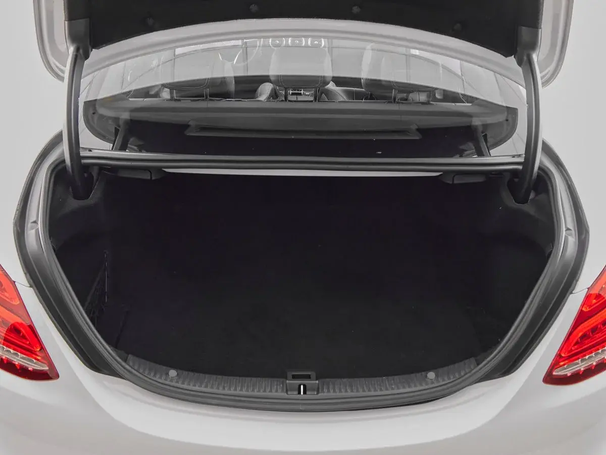 Mercedes benz C-Класс