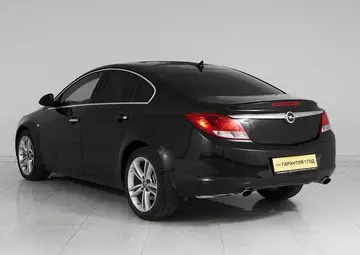 Opel Insignia Вид 4
