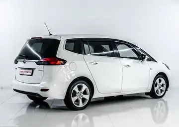 Opel Zafira Вид 4