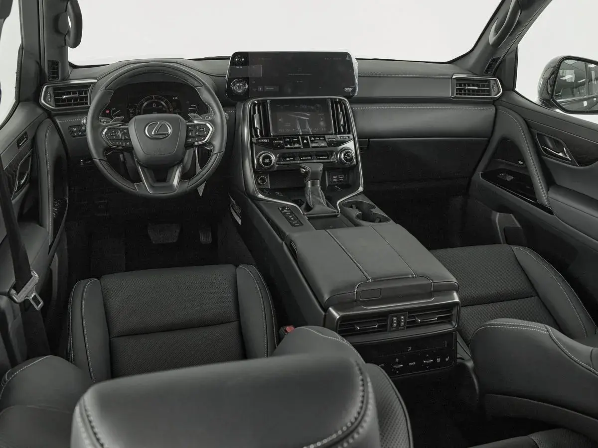 Lexus LX