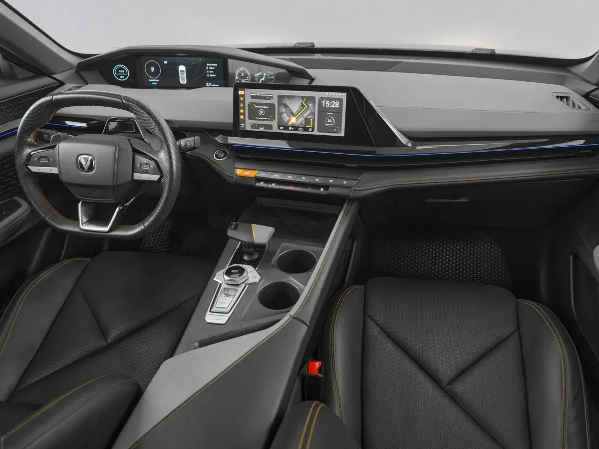 Changan UNI-V
