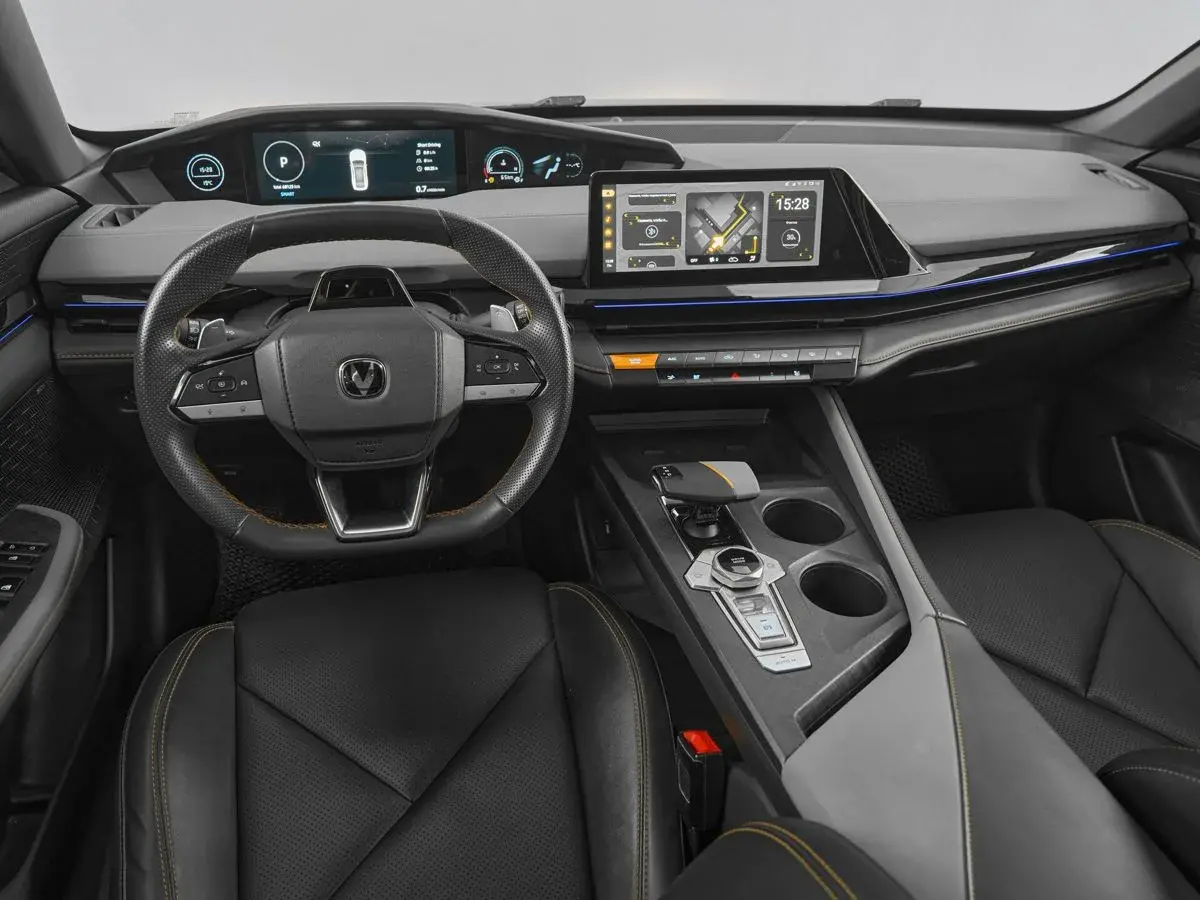 Changan UNI-V