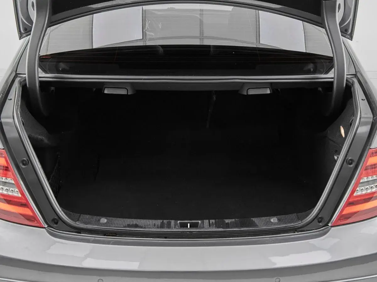 Mercedes benz C-Класс