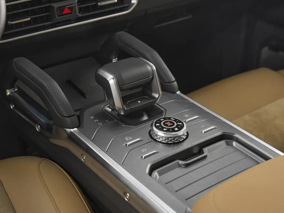 Jetour T2