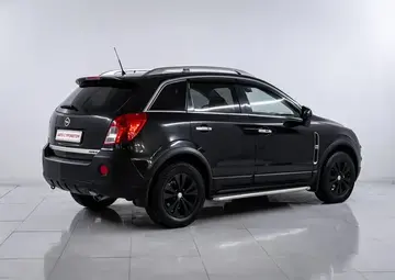 Opel Antara Вид 4