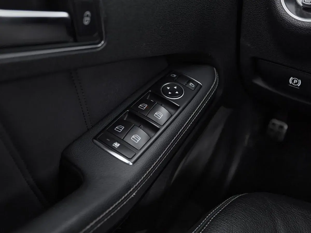 Mercedes benz E-Класс