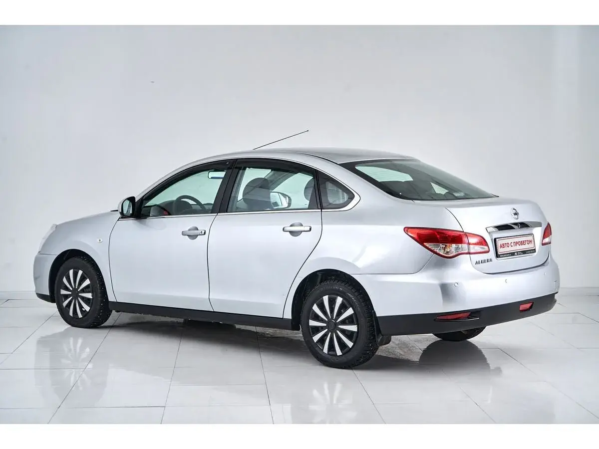 Nissan Almera