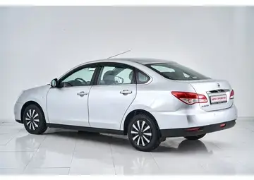 Nissan Almera Вид 5