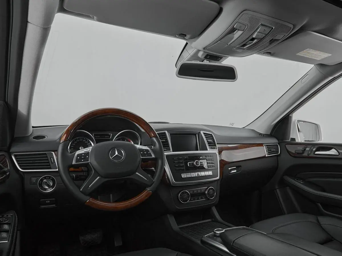 Mercedes benz M-Класс