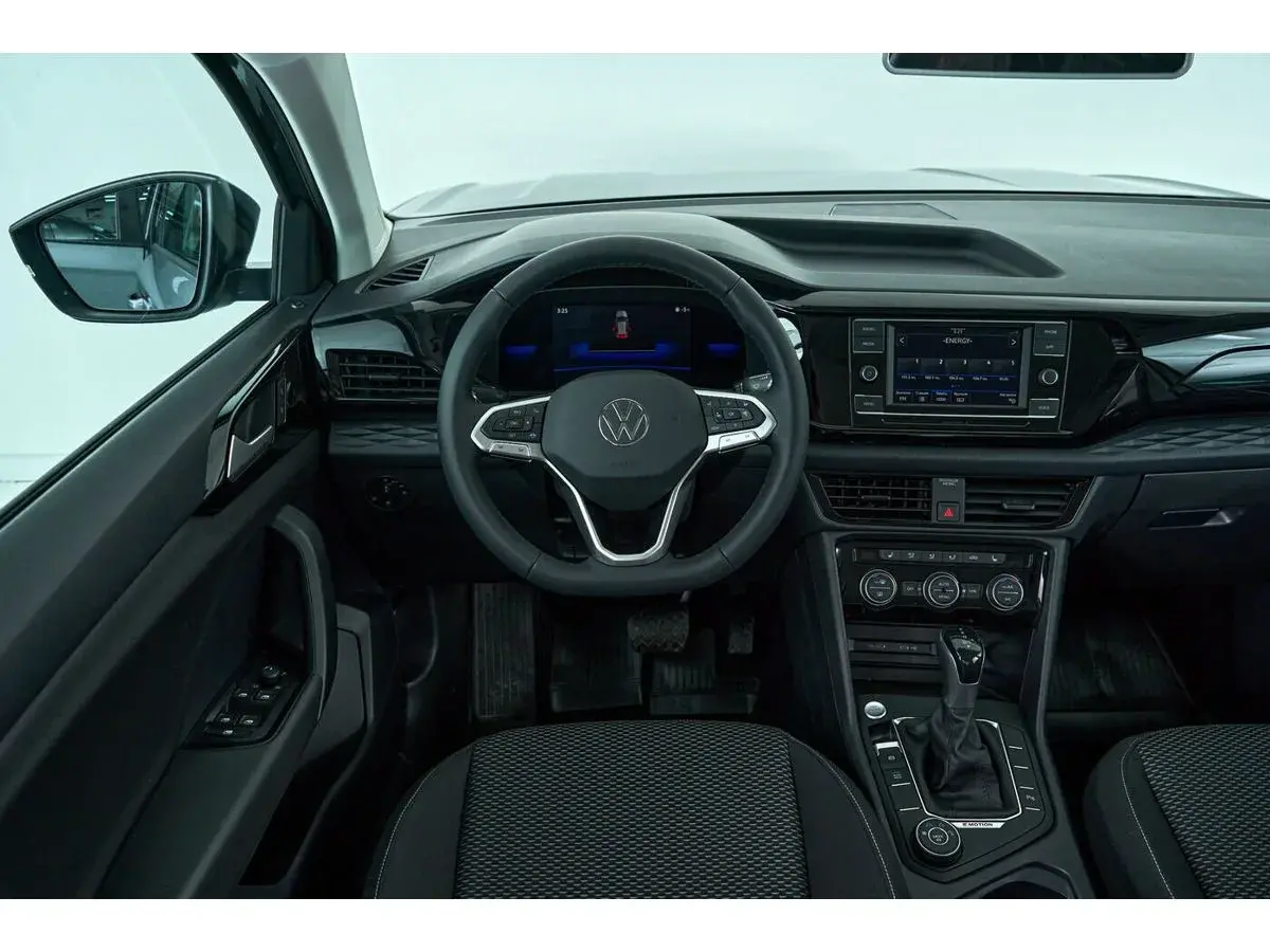 Volkswagen Taos