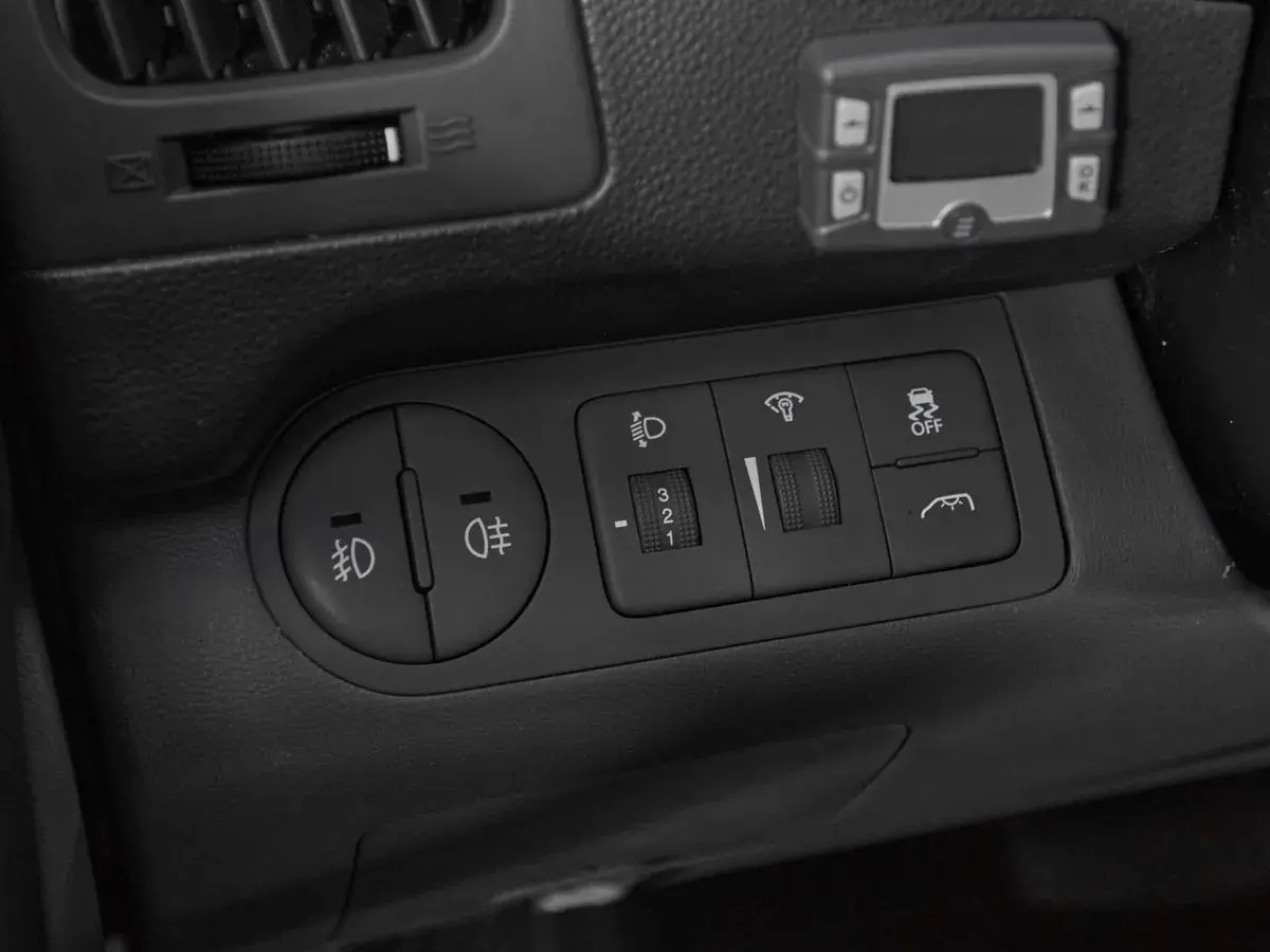 Hyundai H-1