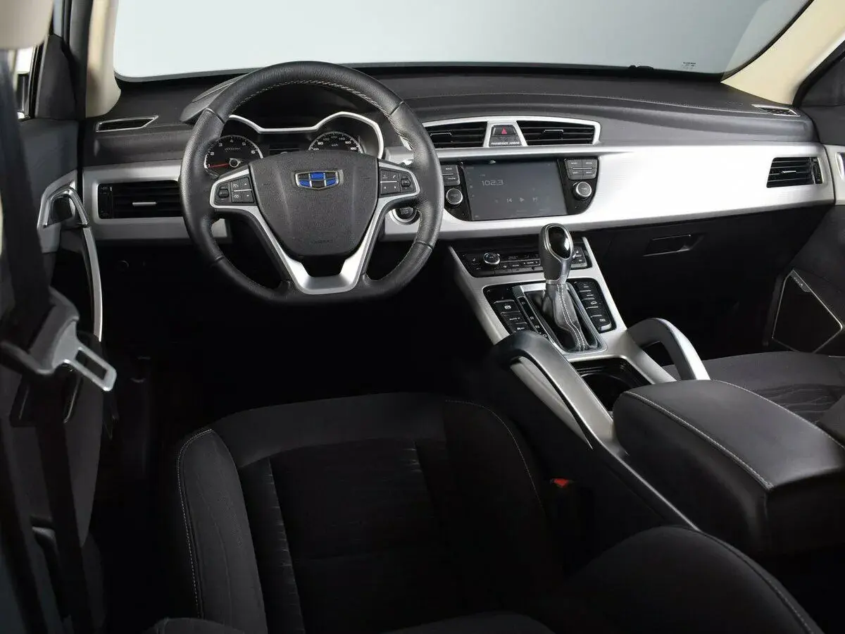 Geely Atlas