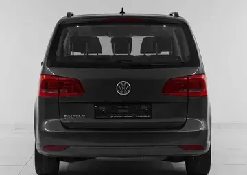 Volkswagen Touran Вид 5