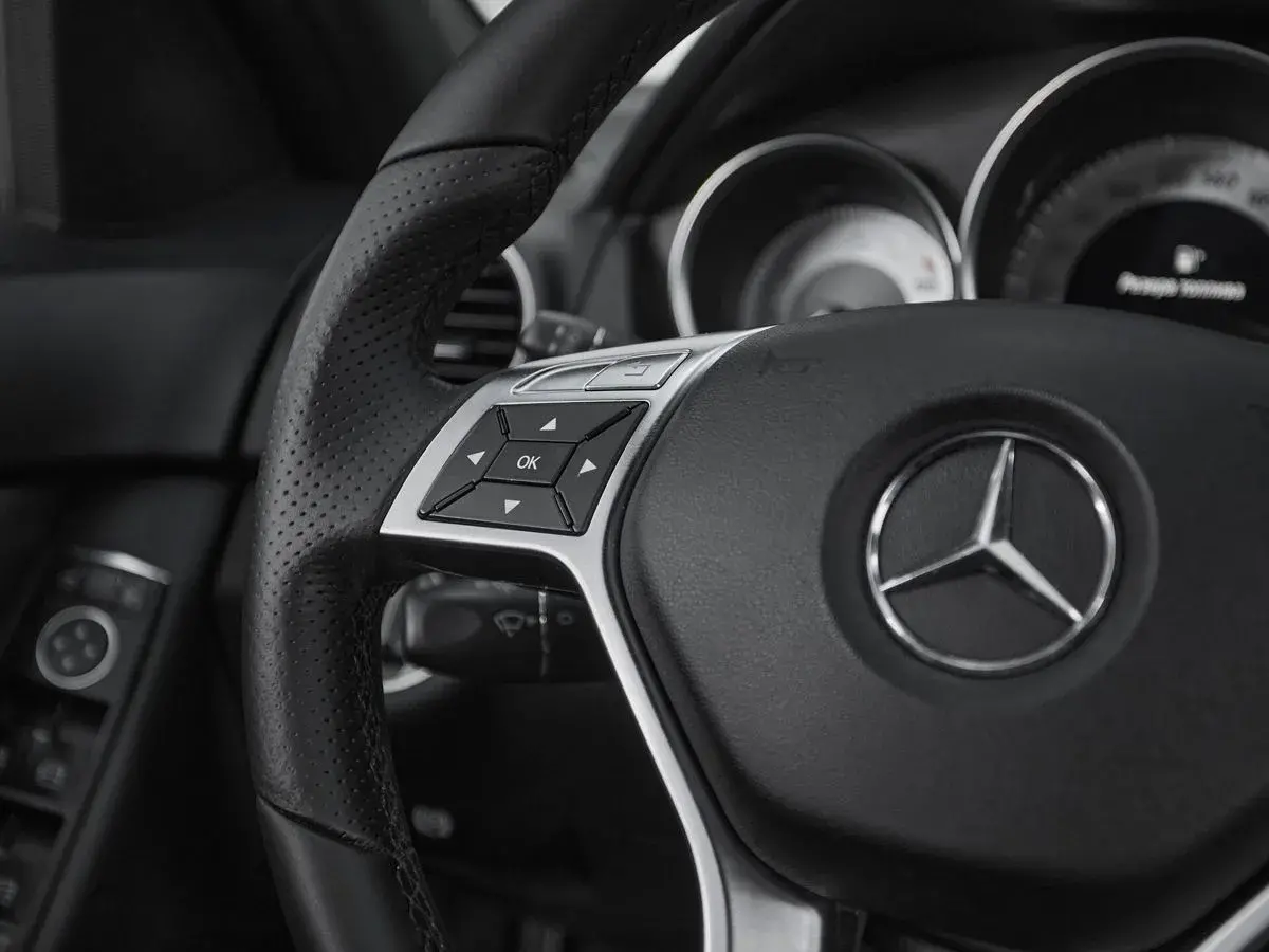 Mercedes benz C-Класс