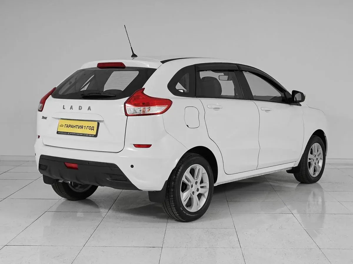 Lada XRAY