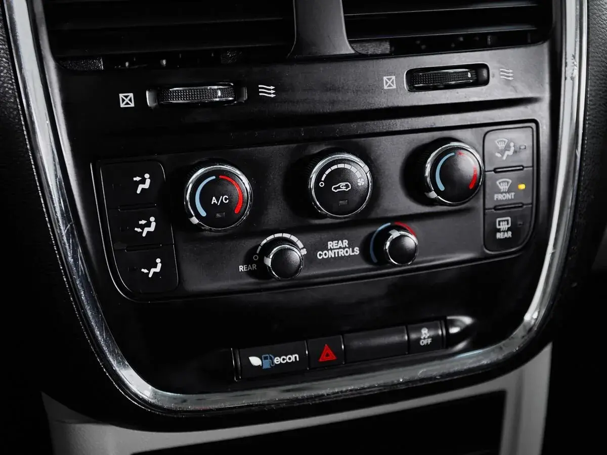 Dodge Caravan