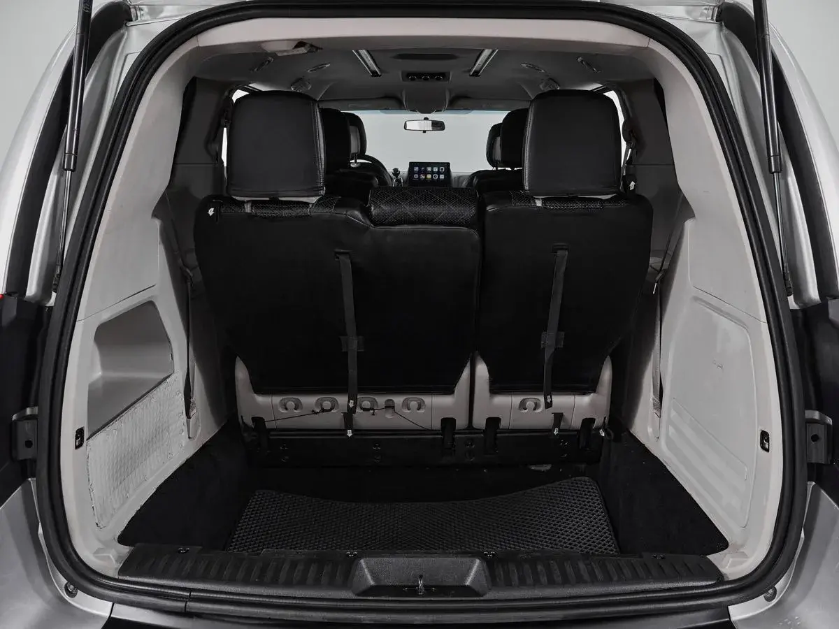 Dodge Caravan