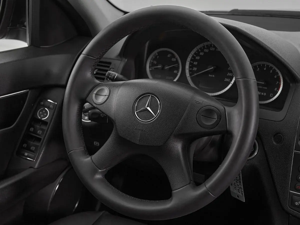 Mercedes benz C-Класс
