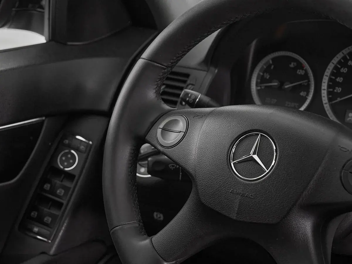 Mercedes benz C-Класс