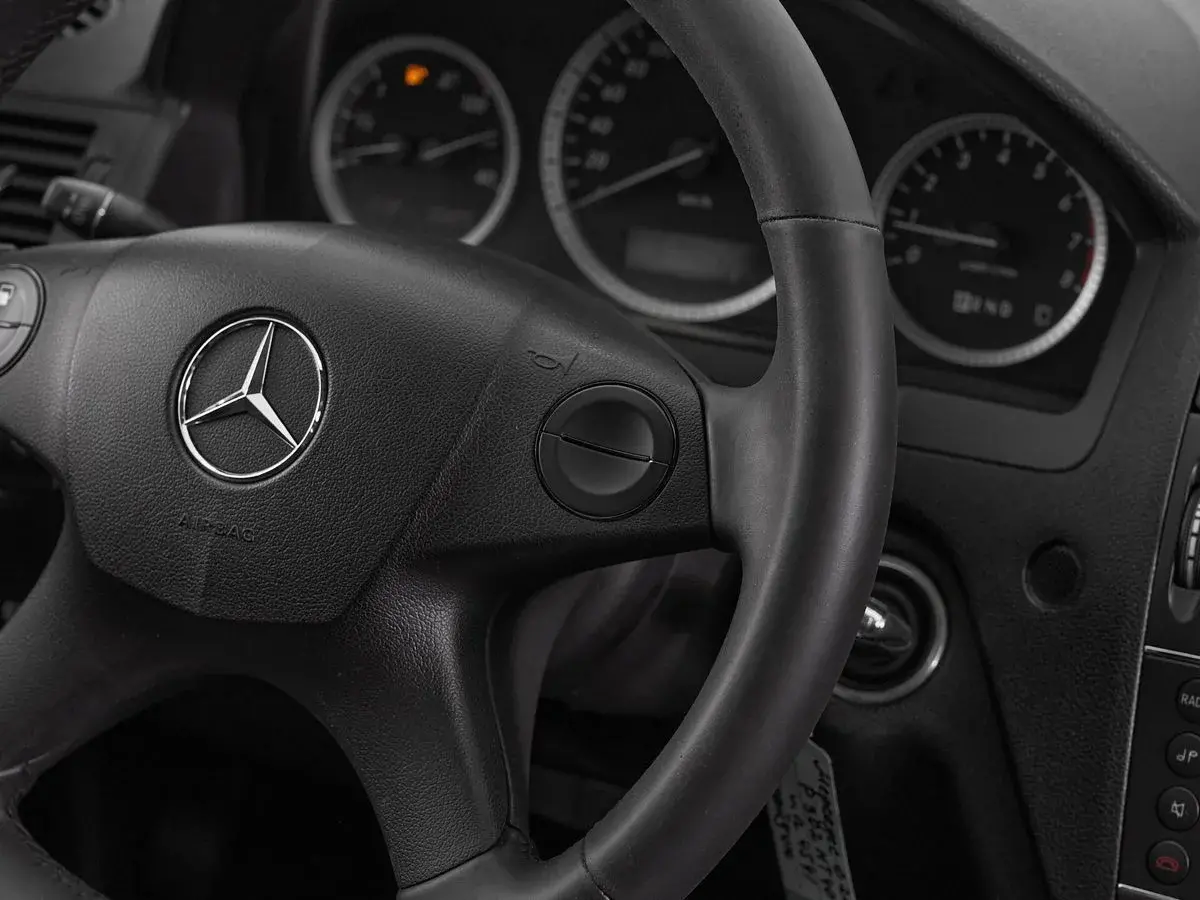Mercedes benz C-Класс