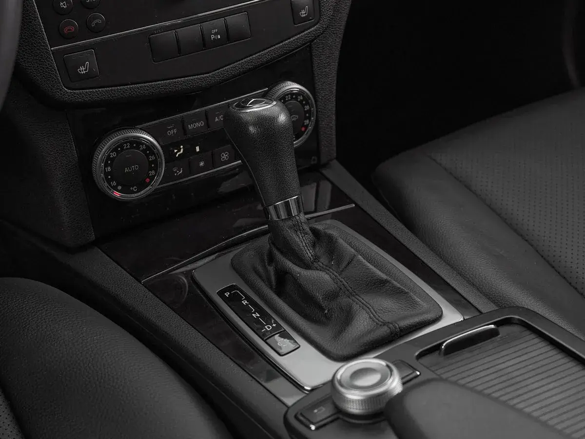 Mercedes benz C-Класс