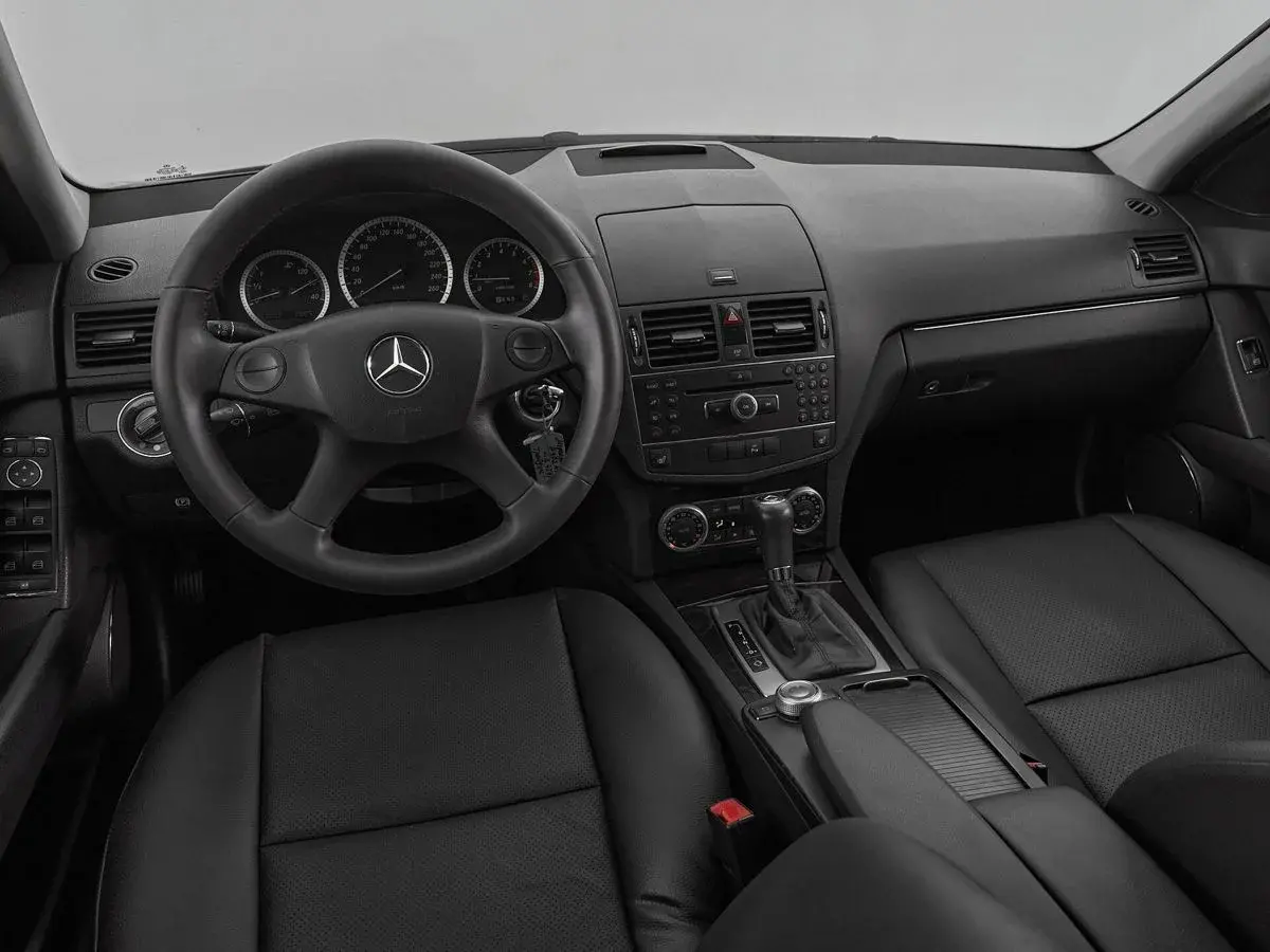 Mercedes benz C-Класс