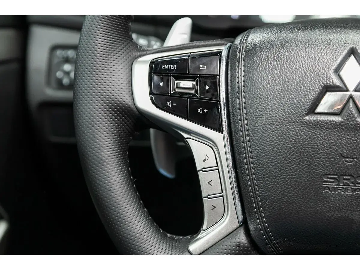 Mitsubishi Pajero Sport