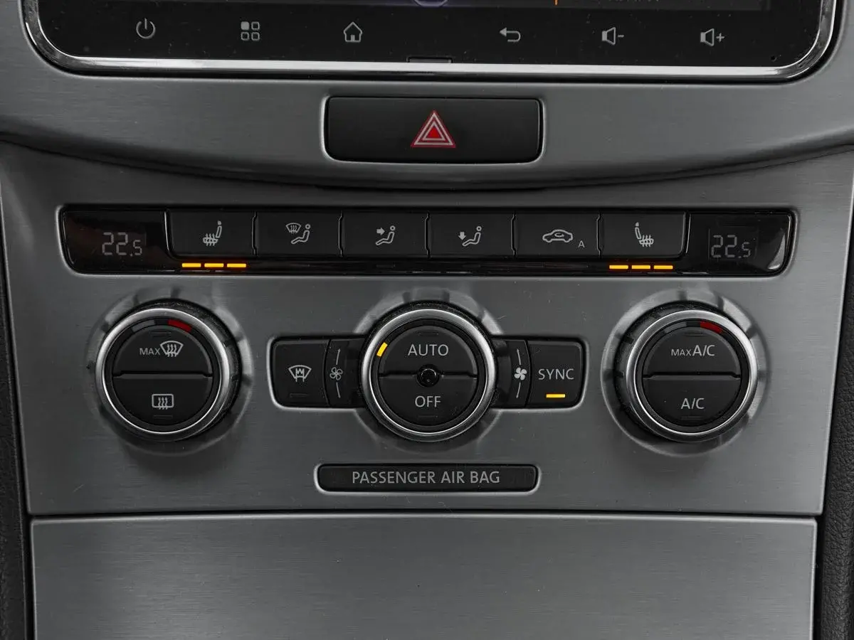 Volkswagen Passat CC