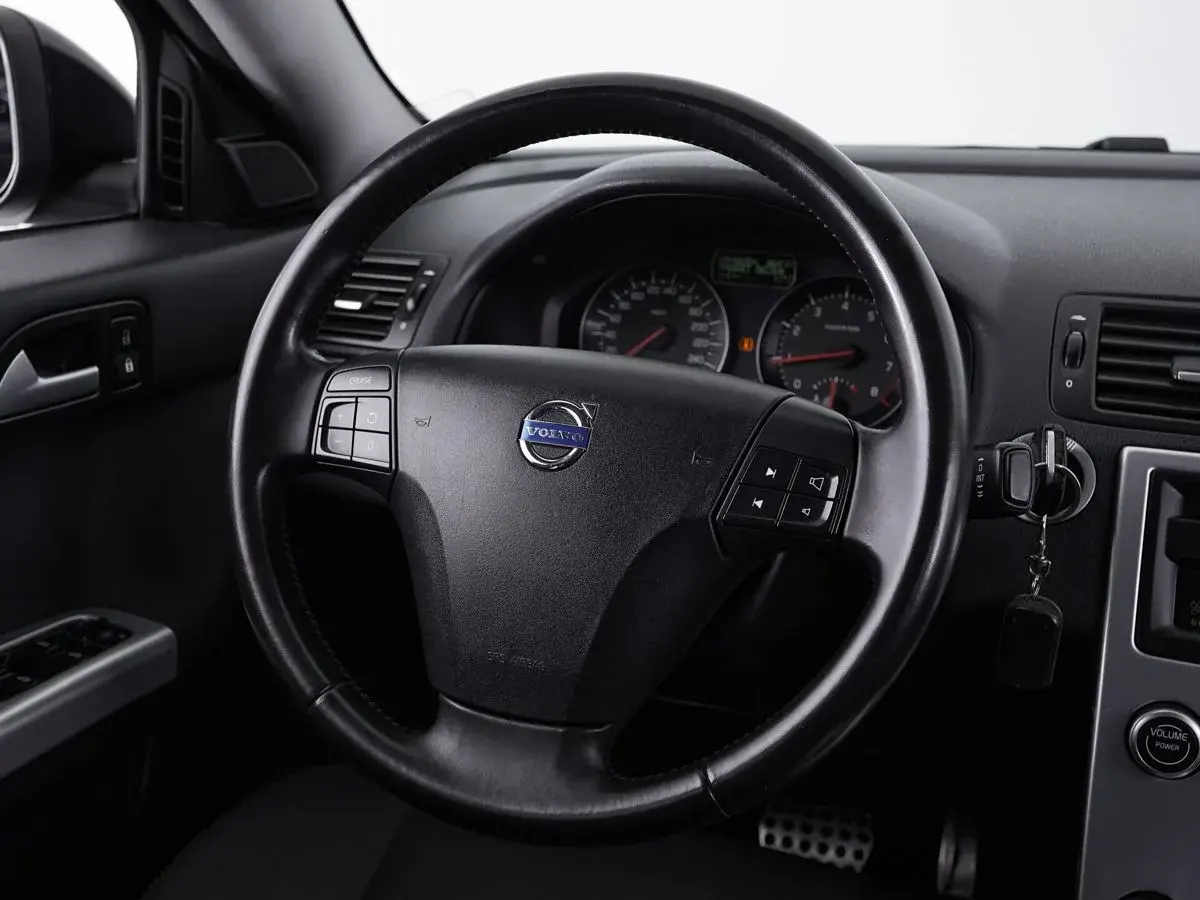 Volvo S40