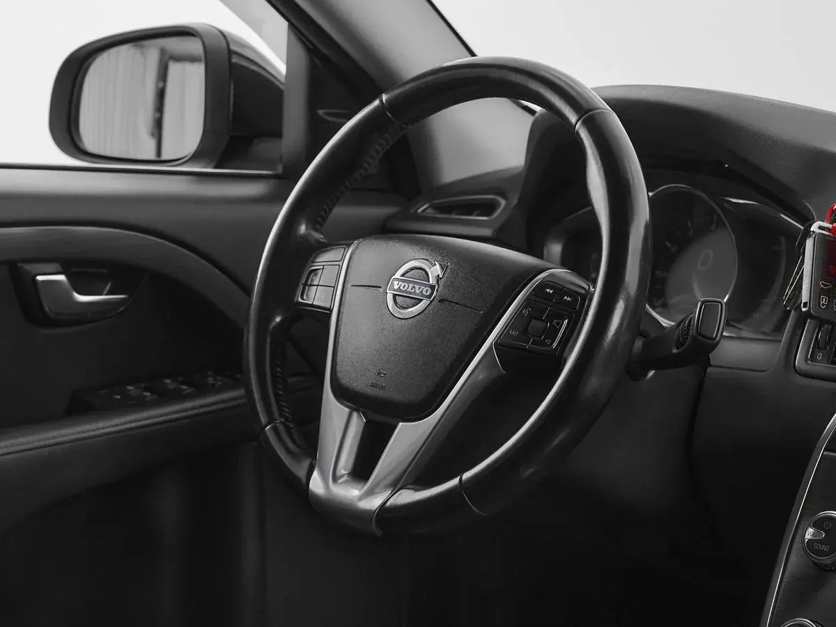 Volvo S80