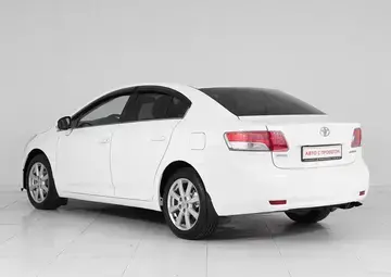 Toyota Avensis Вид 4