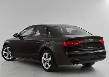 Audi A4 Вид 4