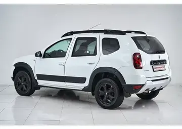 Renault Duster Вид 4