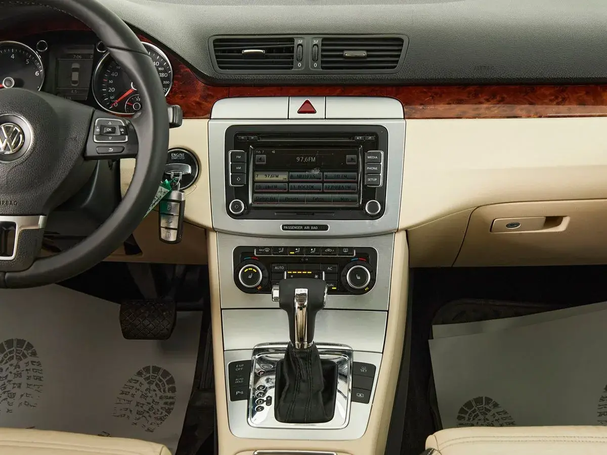 Volkswagen Passat CC