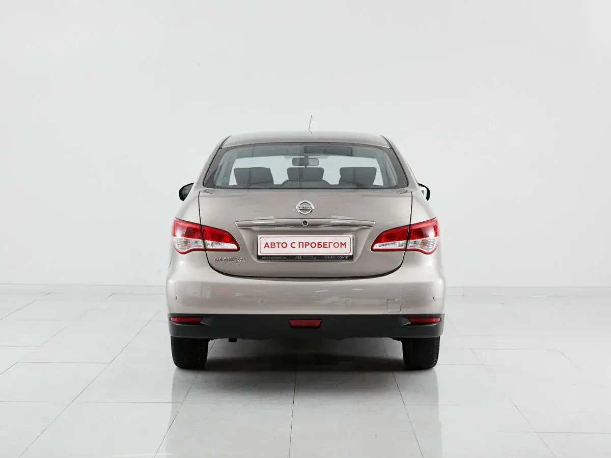 Nissan Almera