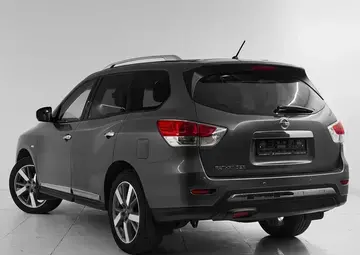 Nissan Pathfinder Вид 4