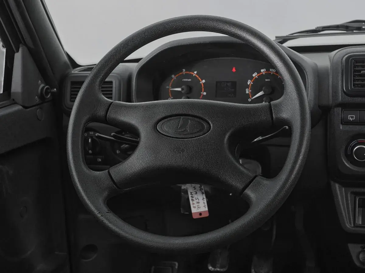 Lada Niva Legend