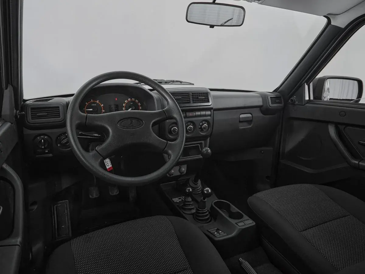 Lada Niva Legend