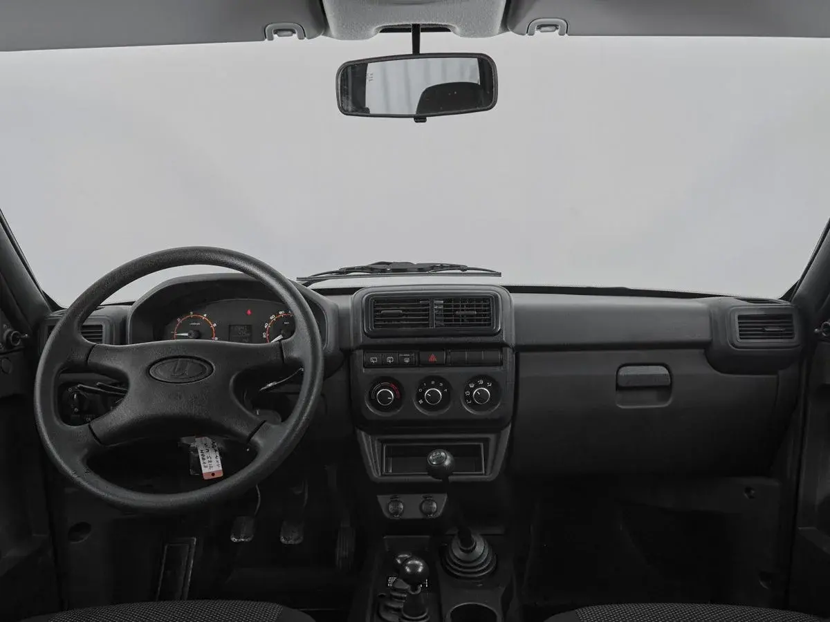 Lada Niva Legend