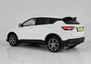 Geely Coolray Вид 4