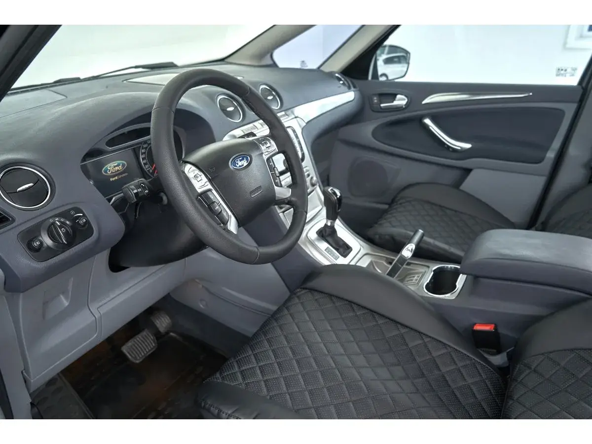 Ford S-MAX