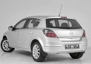 Opel Astra Вид 4