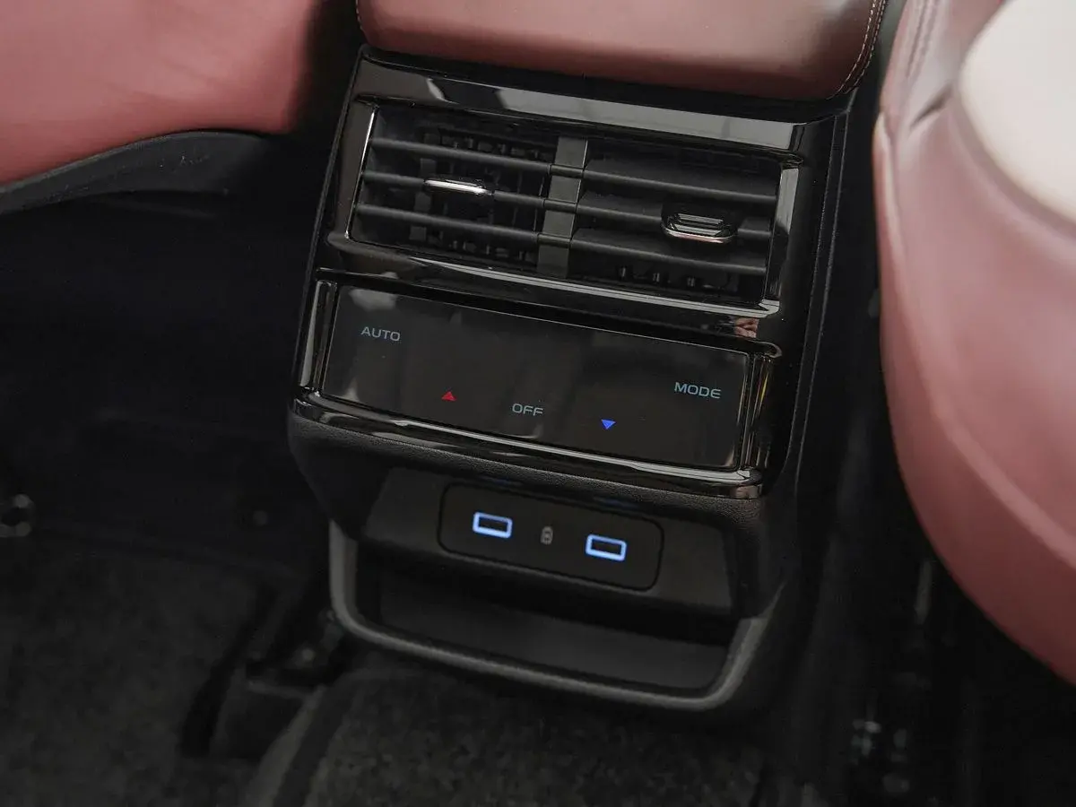 Geely Monjaro