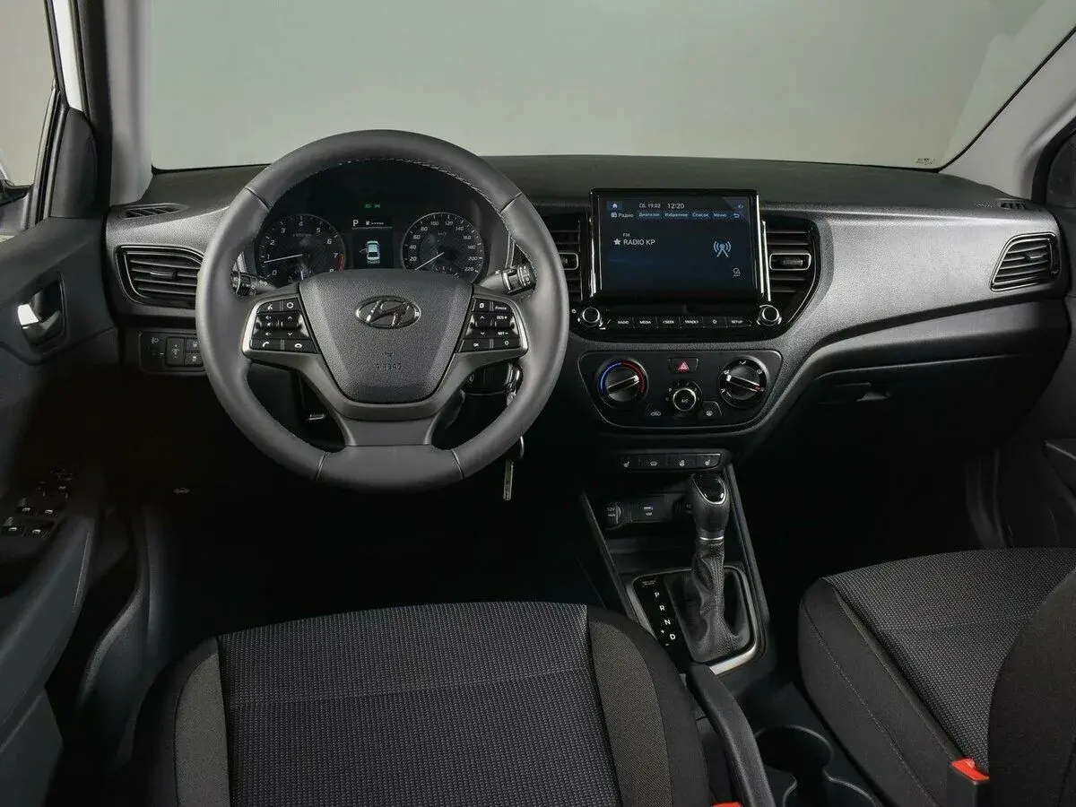 Hyundai Solaris